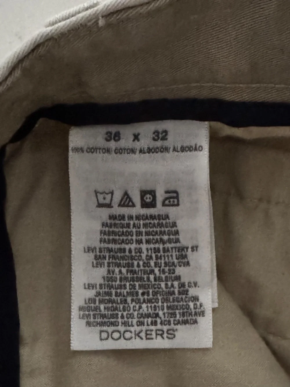 Dockers 36/31 Pants